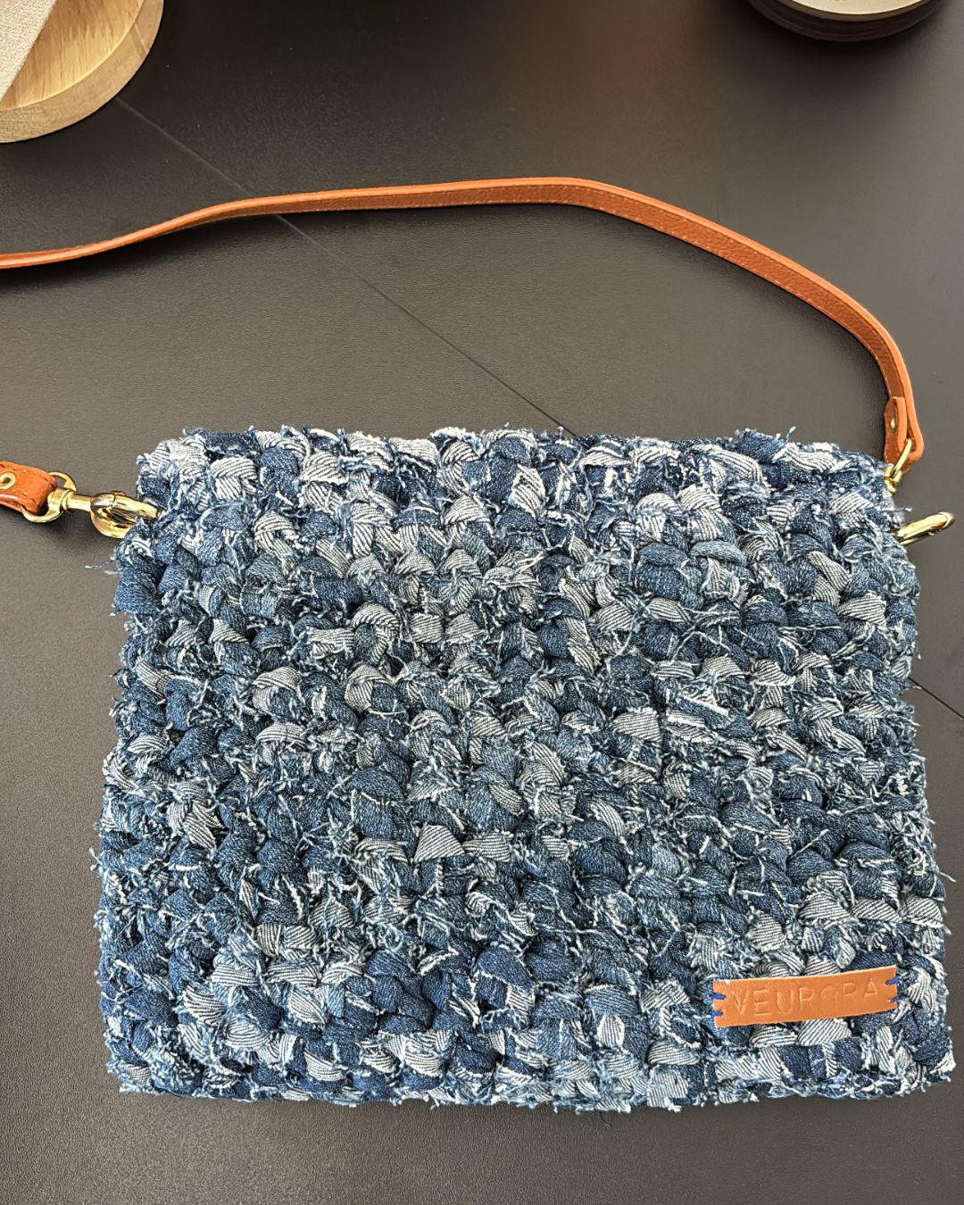 Catalina 2 en 1 Denim Crossbody Bag + Clutch Purse Color: Azul Claro