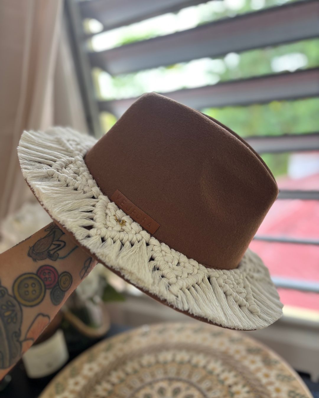 Sombrero Fedora - Cover Up en Macramé Hecho a Mano