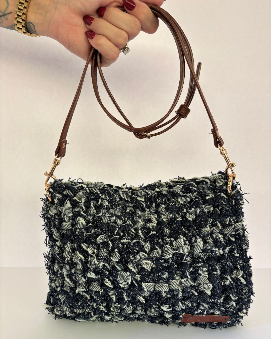 Catalina 2 en 1 Denim Crossbody Bag + Clutch Purse Color: Azul Oscuro