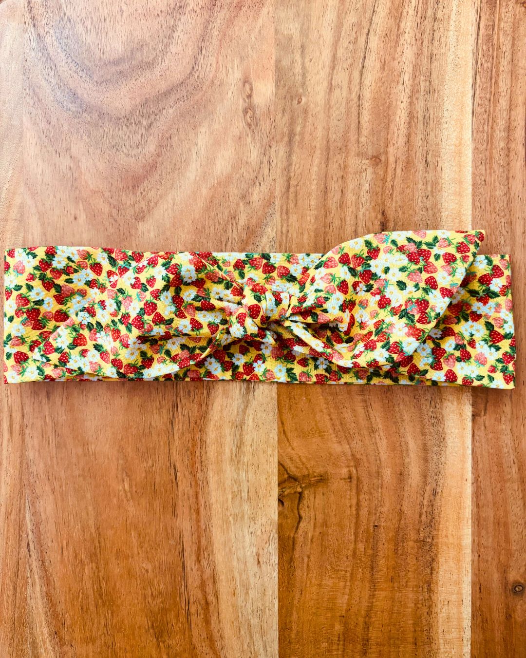 Headband Regular 34 1/2" x 2 1/2": Strawberry Base Amarilla Atta