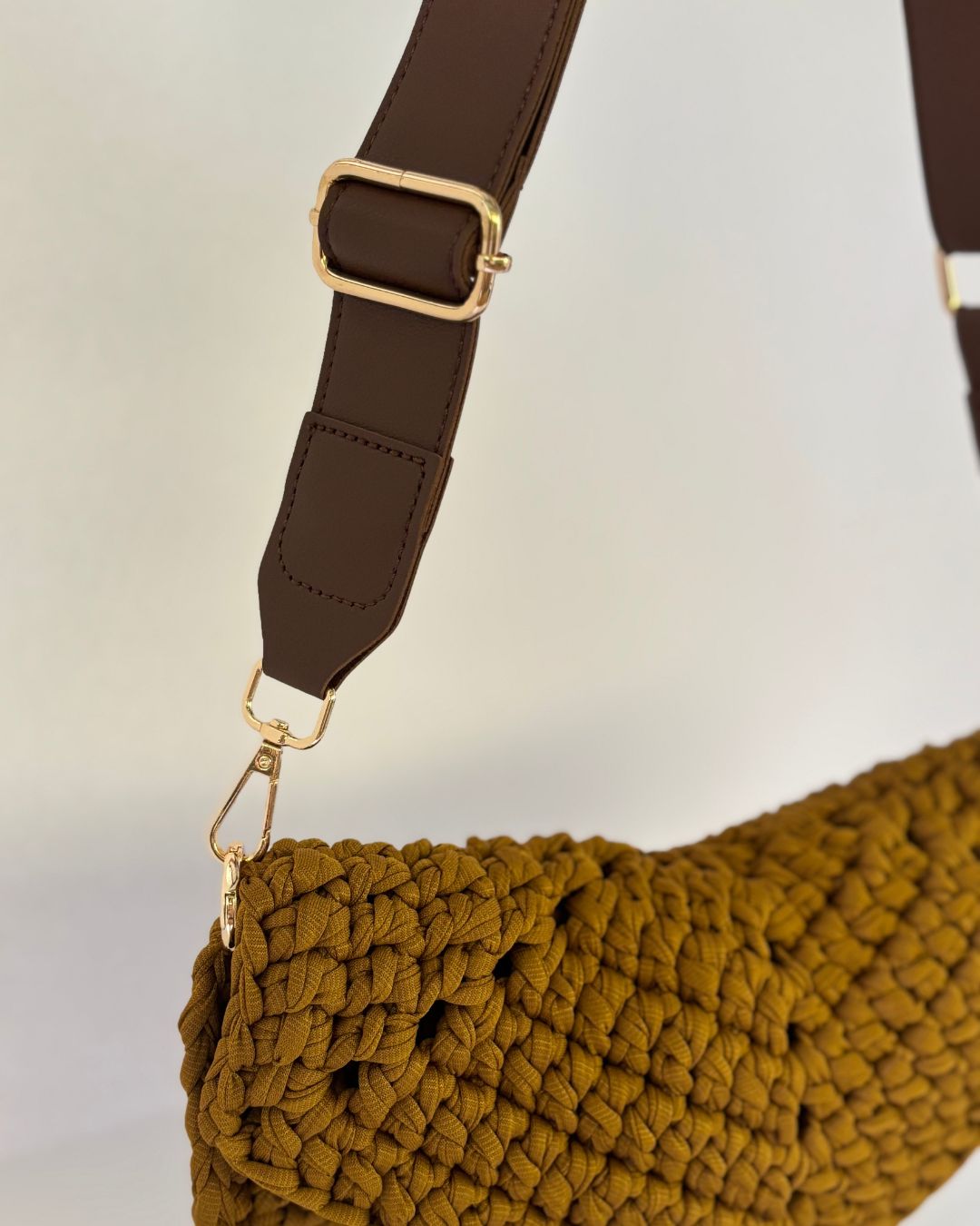 Cartera Colette COLOR MOSTAZA: Pieza 2 en 1 Crossbody + Clutch Hecho a Mano