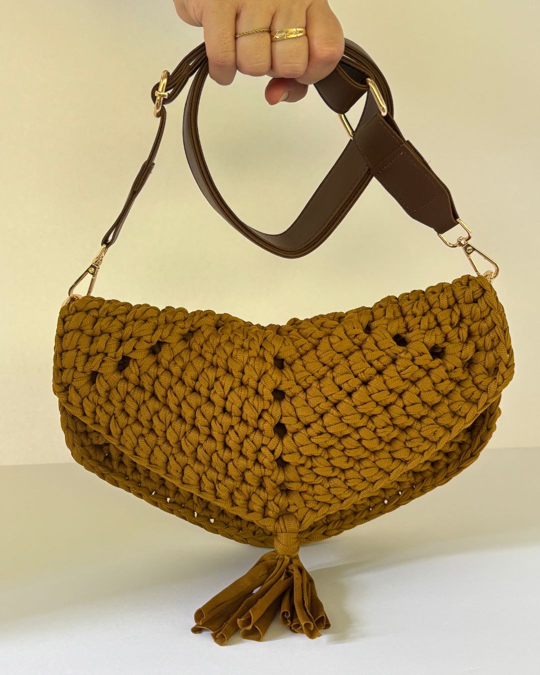 Cartera Colette COLOR MOSTAZA: Pieza 2 en 1 Crossbody + Clutch Hecho a Mano