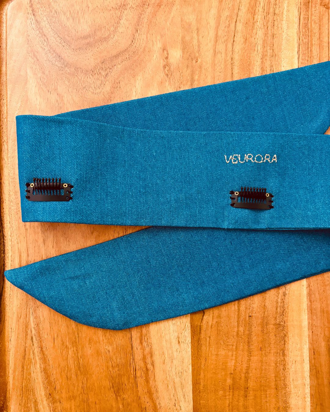 Clip-On Headband 38" x 3": Mahón Atta