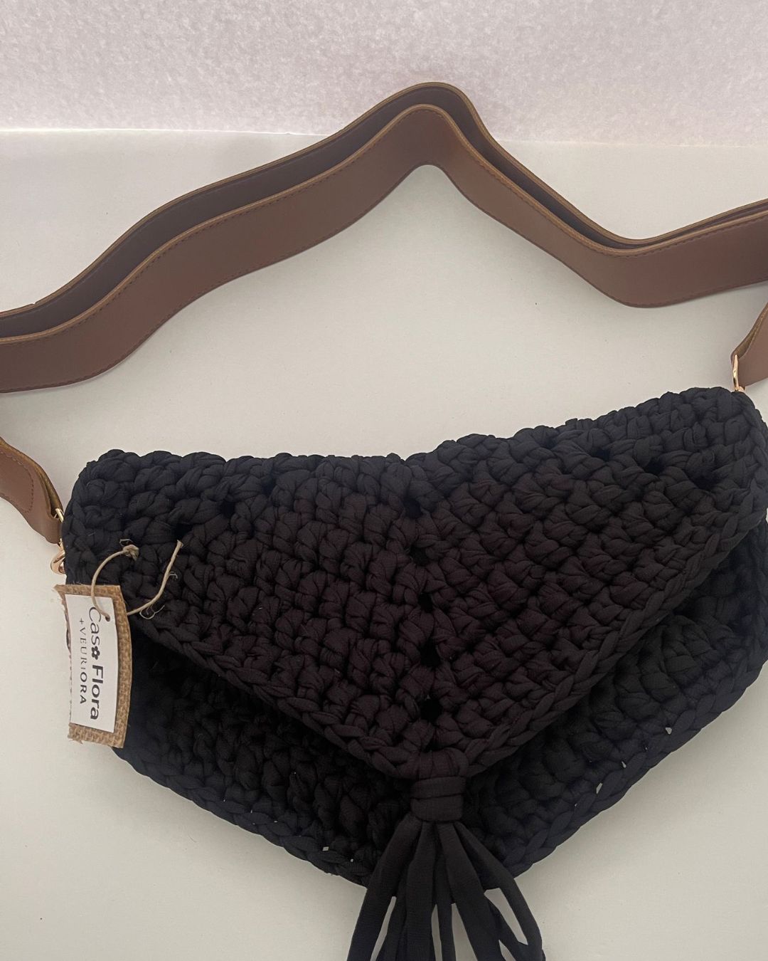 Cartera Colette COLOR NEGRO: Pieza 2 en 1 Crossbody + Clutch Hecho a Mano