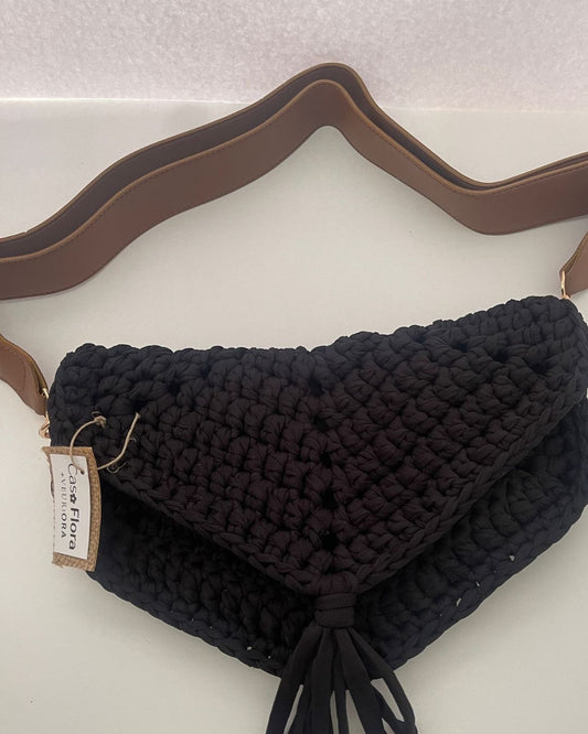 Cartera Colette COLOR NEGRO: Pieza 2 en 1 Crossbody + Clutch Hecho a Mano