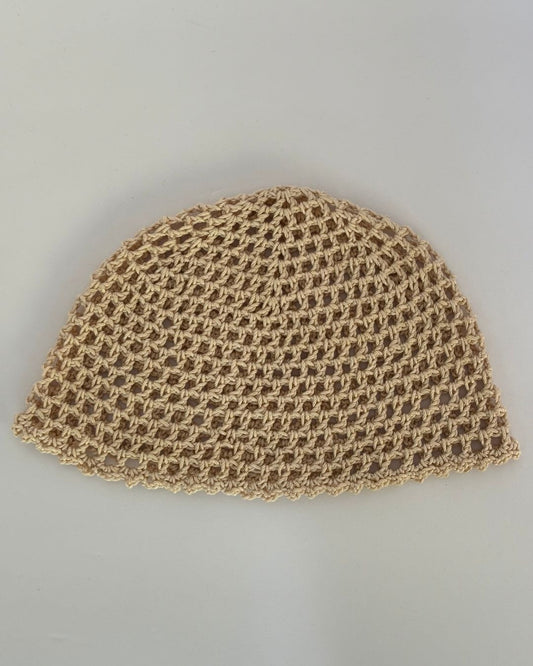 Renatta Cream Mesh Hat: Gorro Crema en Tendencia en Crochet