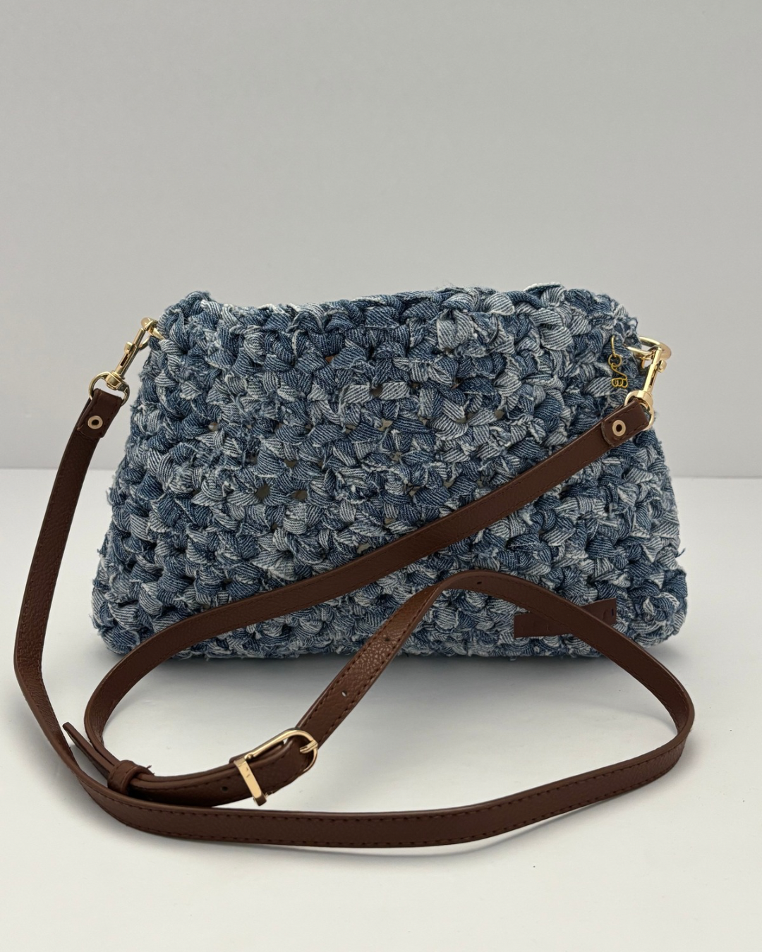 PRE-ORDEN Catalina 2 en 1 Denim Reciclado Crossbody Bag + Clutch Purse