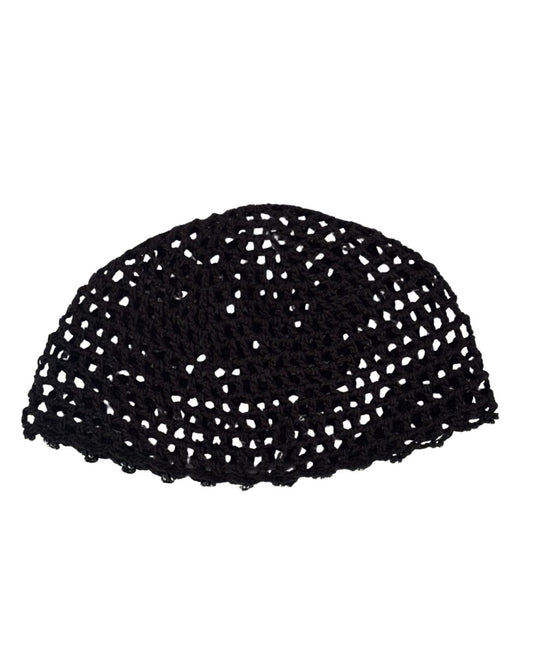Renatta Black Pearl Mesh Hat: Gorro Negro con Perlas de Imitación en Tendencia en Crochet