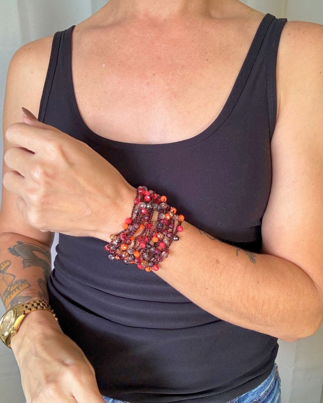Collar Rut: Mil Formas (Tonos: Rojo, Anaranjado, Grises Dorados & Hilo: Marrón) -  Tejido a Mano en Crochet con Piedras, Cristales y Semipreciosas