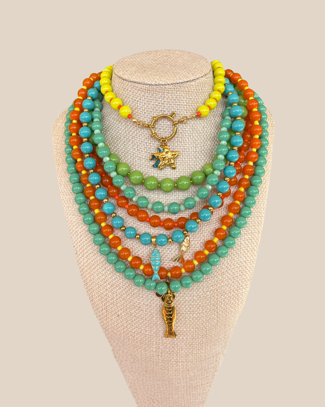 Ave Necklace: Turquesa con Charm de Pez y Balines en Stainless Steel