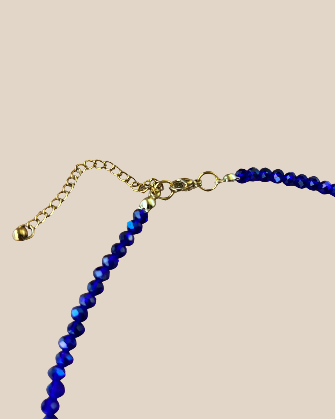 Ave Necklace: Cristales Rondell Azul Marino